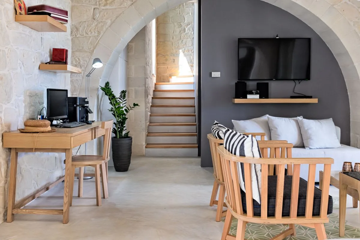 GORGEOUS LUXURY VILLA  AMIDST OLIVE TREES, AROMATIC PLANTS, AND FRUIT TREES photo 5