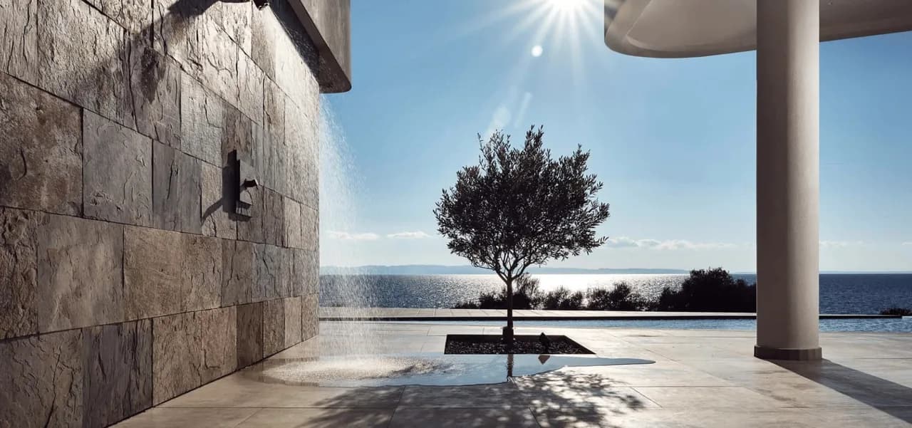 Stunning villa with heated infinity pool photo 2