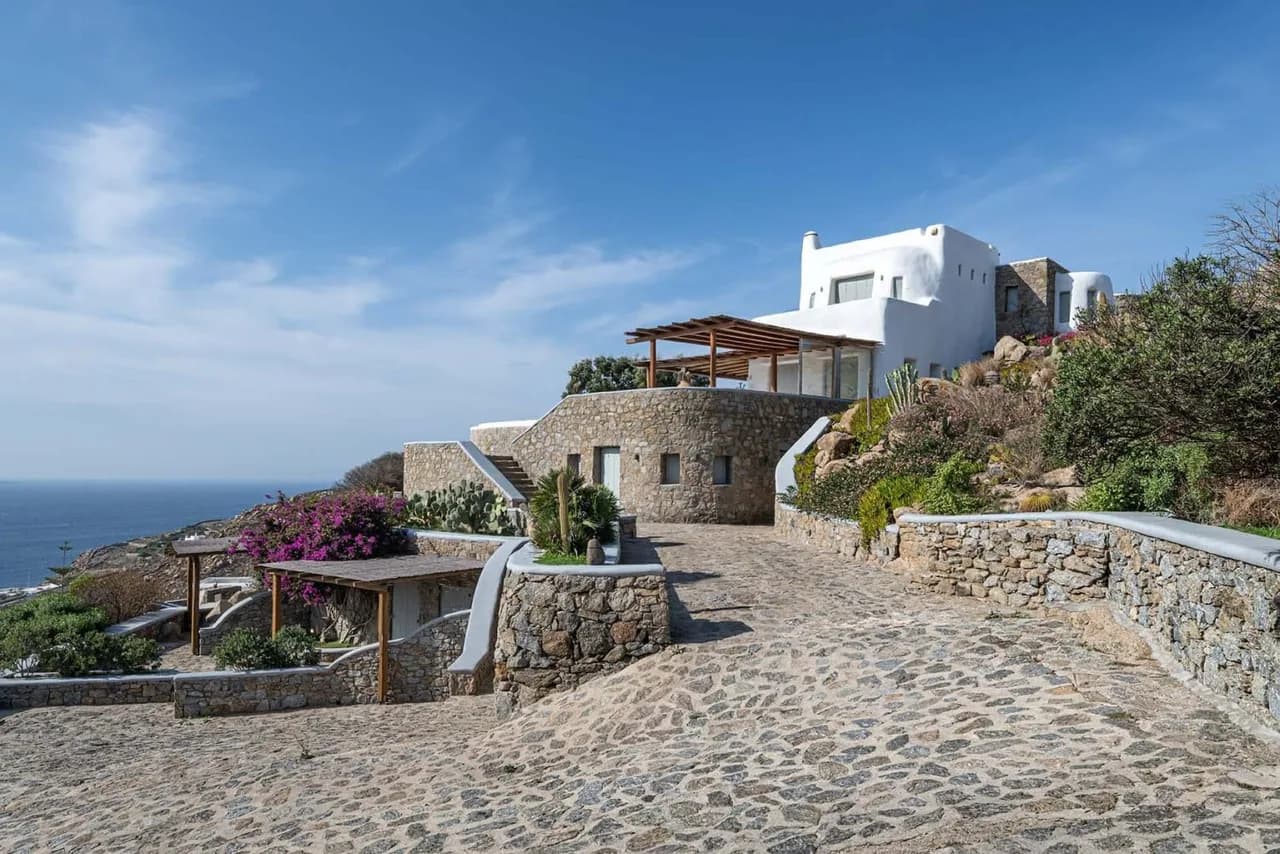 Classic And Contemporary Mykonos Luxury Villa photo 5