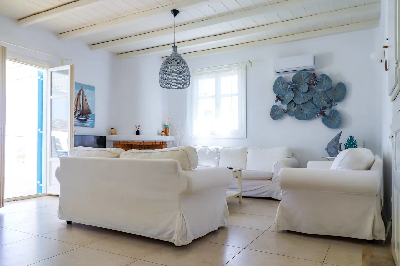 Villa with large pool overlooking Kalafati photo 5