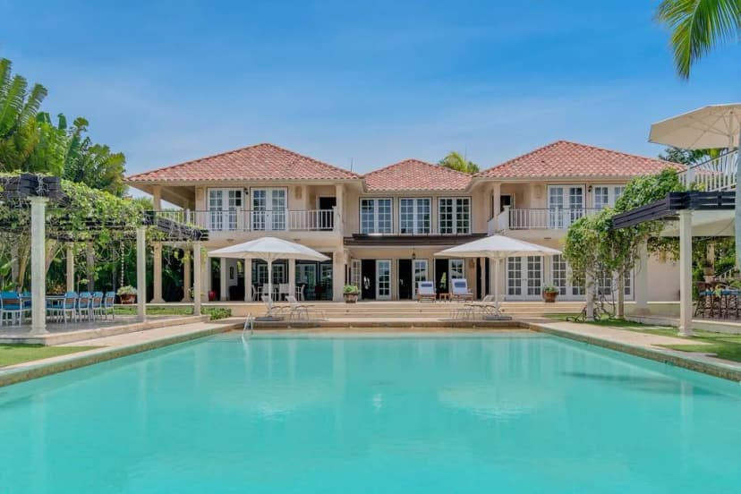 Luxurious Nine Bedroom Villa with Private Pool in Punta Cana