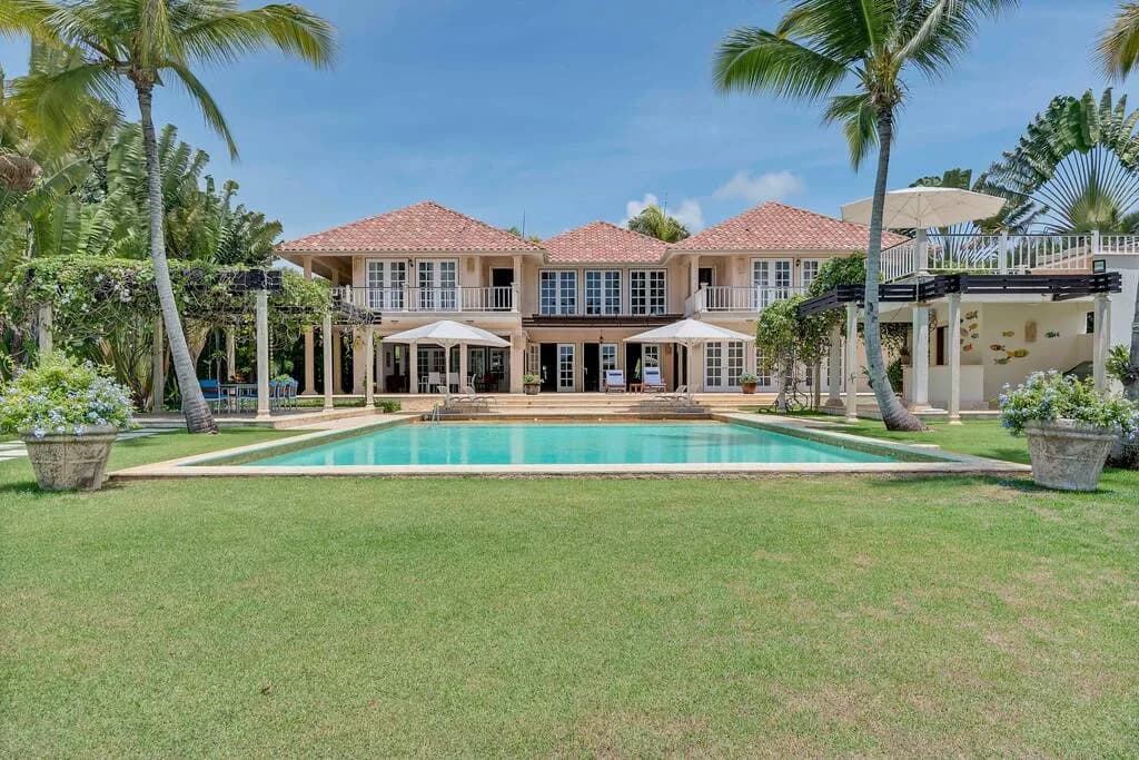 Elegant Nine-Bedroom Villa with Private Pool in Punta Cana photo 2