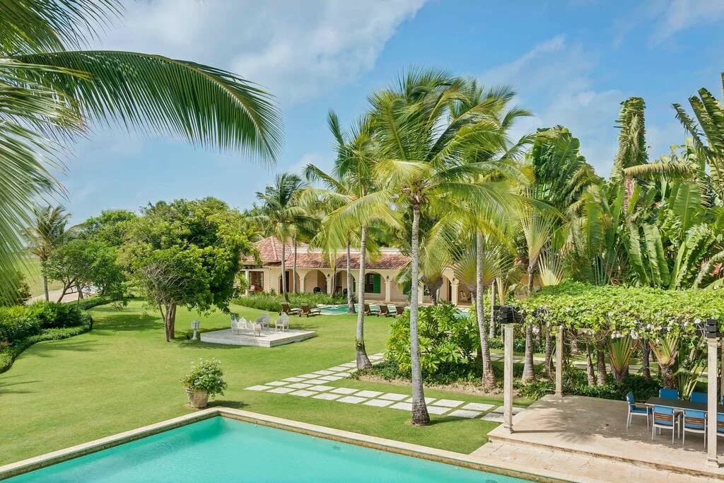 Elegant Nine-Bedroom Villa with Private Pool in Punta Cana photo 3