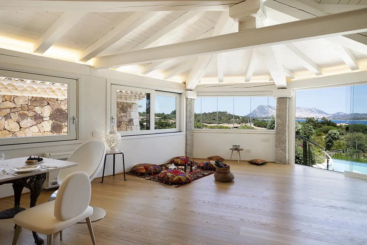 Splendid Villa with a Breathtaking View on the Sea photo 4