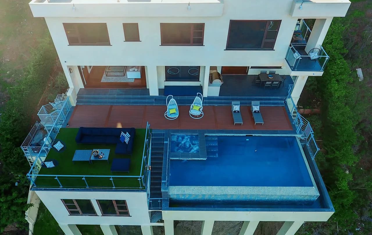 Secluded Bel Air Villa With Unobstructed Views photo 2