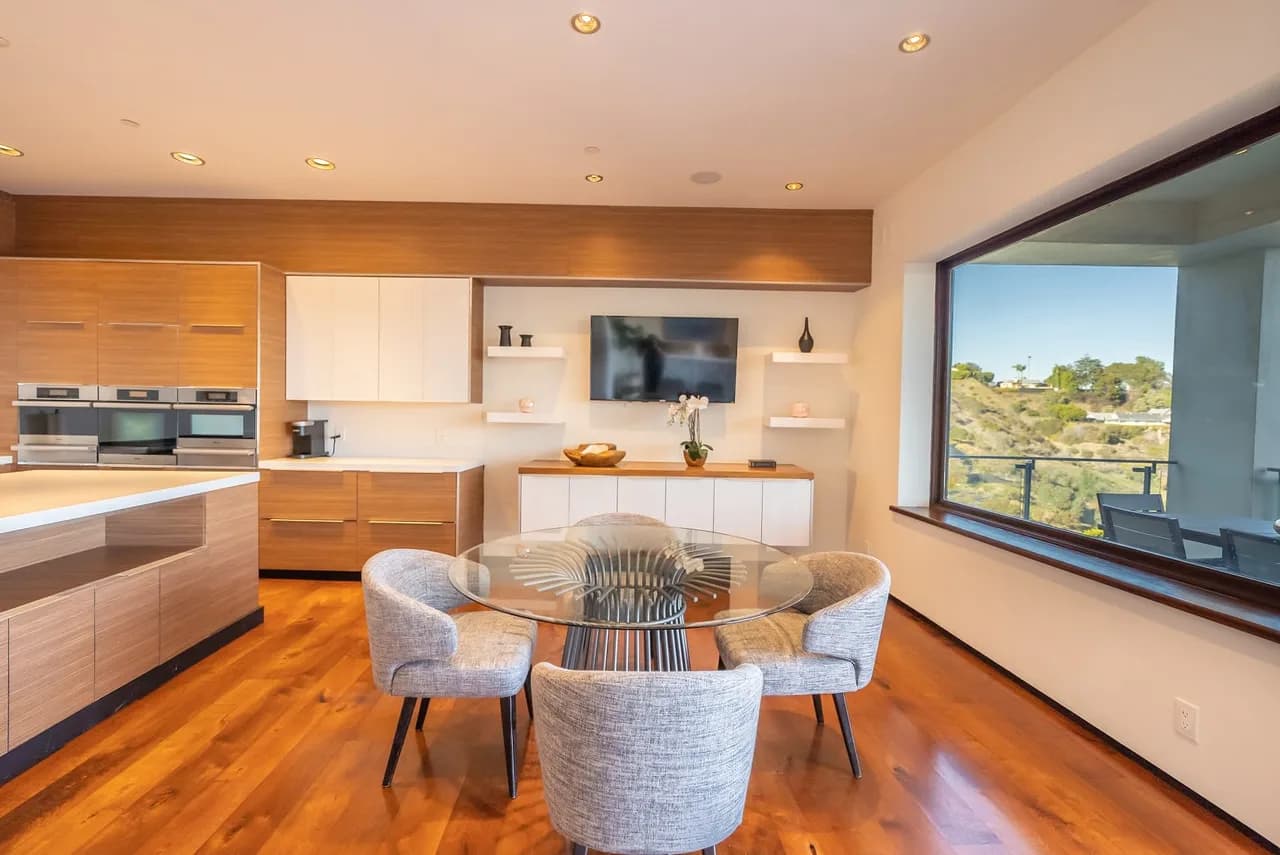 Secluded Bel Air Villa With Unobstructed Views photo 4