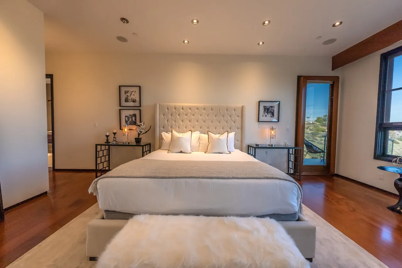 Secluded Bel Air Villa With Unobstructed Views photo 5