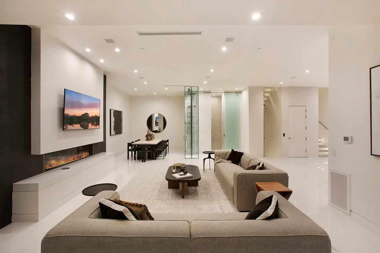 Beverly Hills 3 Story Villa photo 3