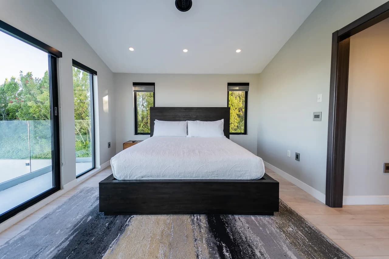 Modernisitc Masterpiece Mansion In Tarzana photo 4