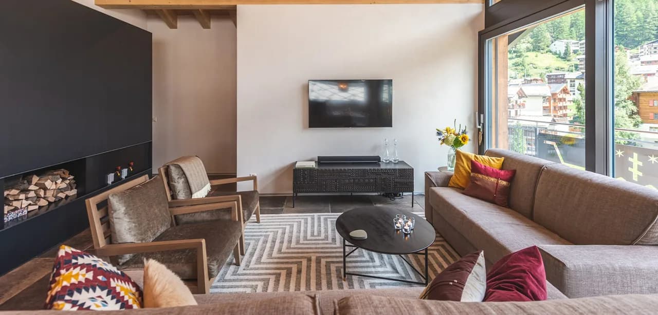 LUXURIOUS ALPINE CHALET IN THE HEART OF ZERMATT photo 4
