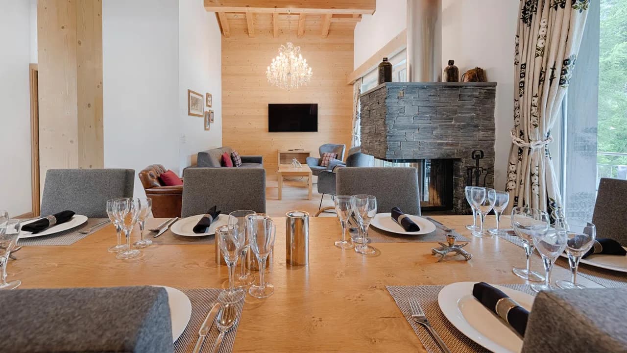 BEAUTIFUL SKI IN /SKI OUT ALPINE PENTHOUSE photo 5