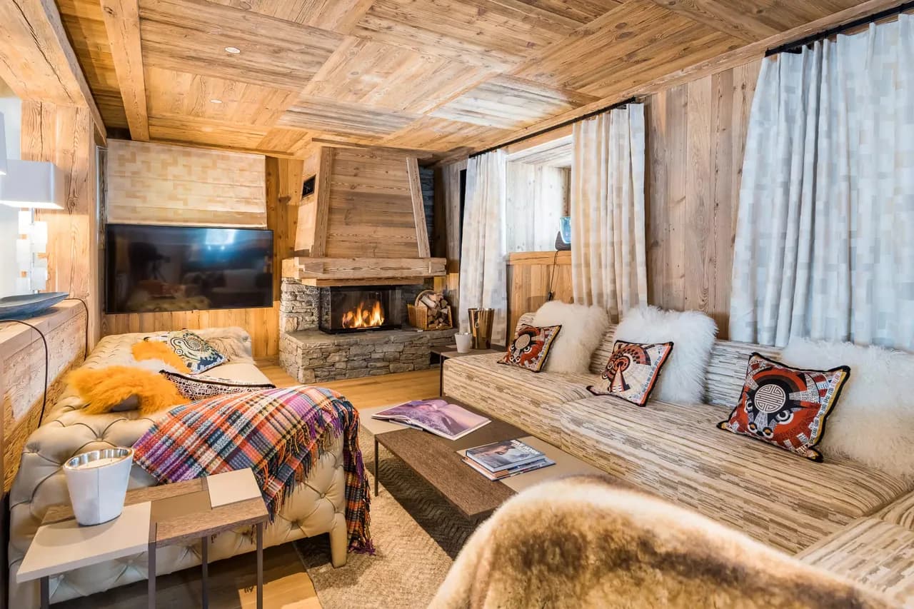 Mountain view chalet near ski slopes