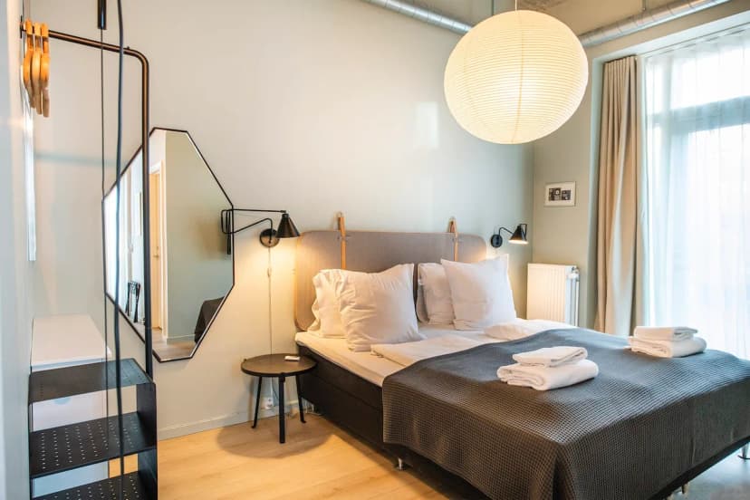 BRIGHT BEAUTIFUL APARTMENT CLOSE TO THE BEACH