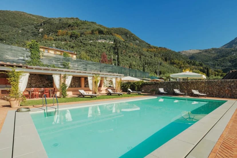 Elegant villa with harmonious settings