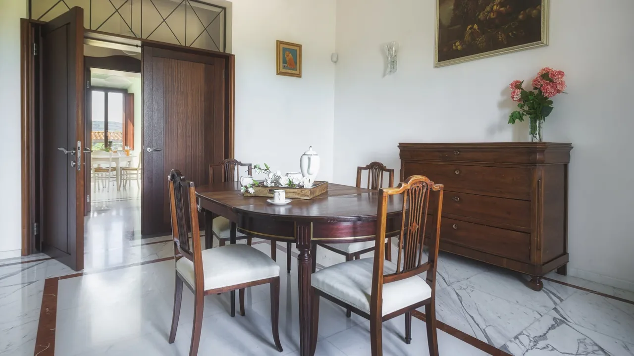 Villa With Great Attention to Detail photo 5
