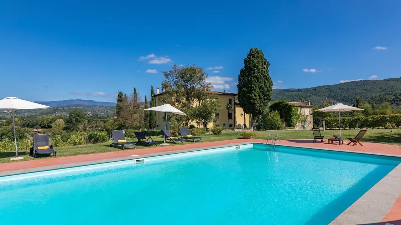 Prestigious Villa in an Idyllic Location photo 2