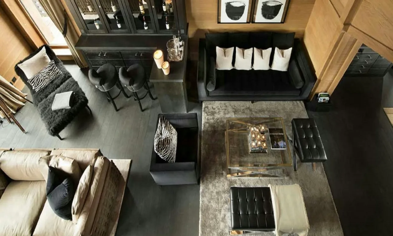 Chalet with profoundly comfortable lounge photo 5