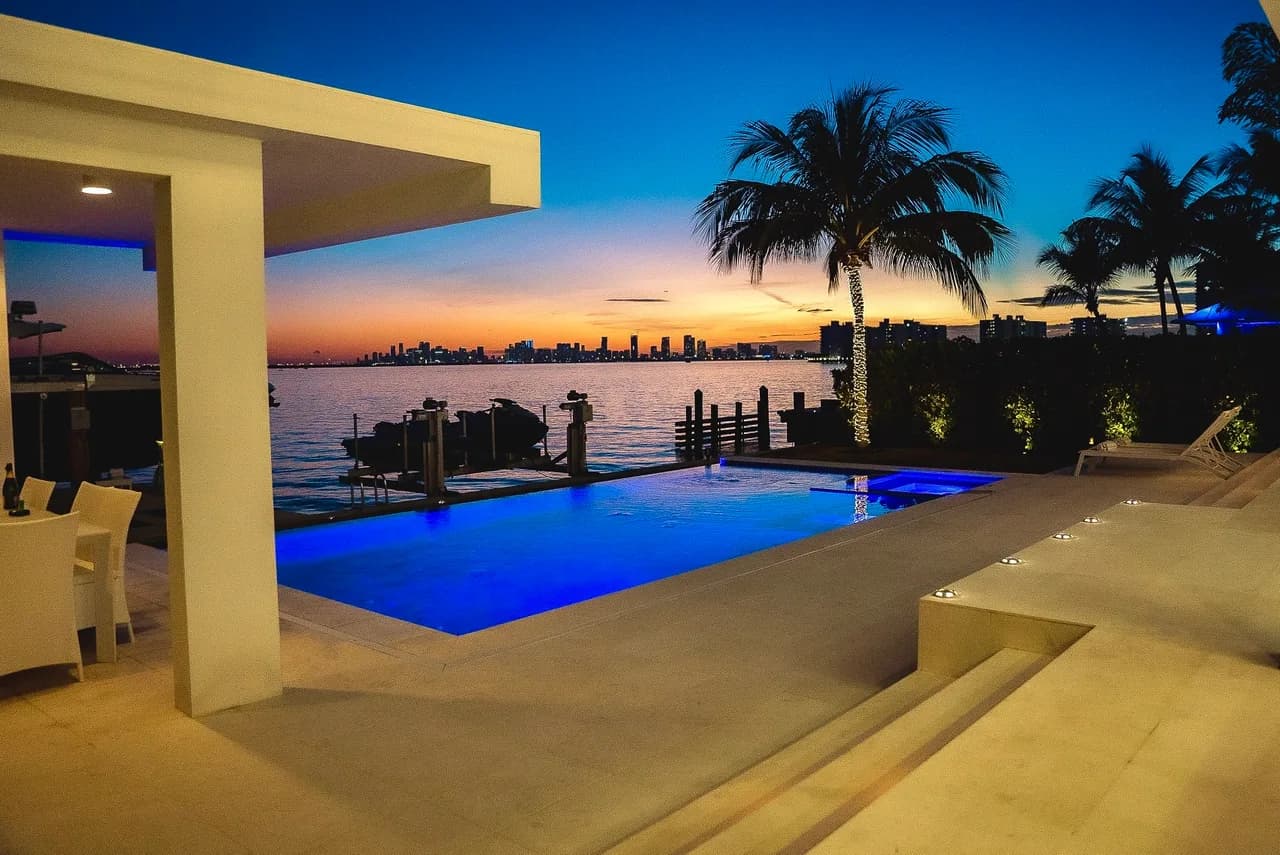 Oceanfront Villa With Breathtaking Views photo 2