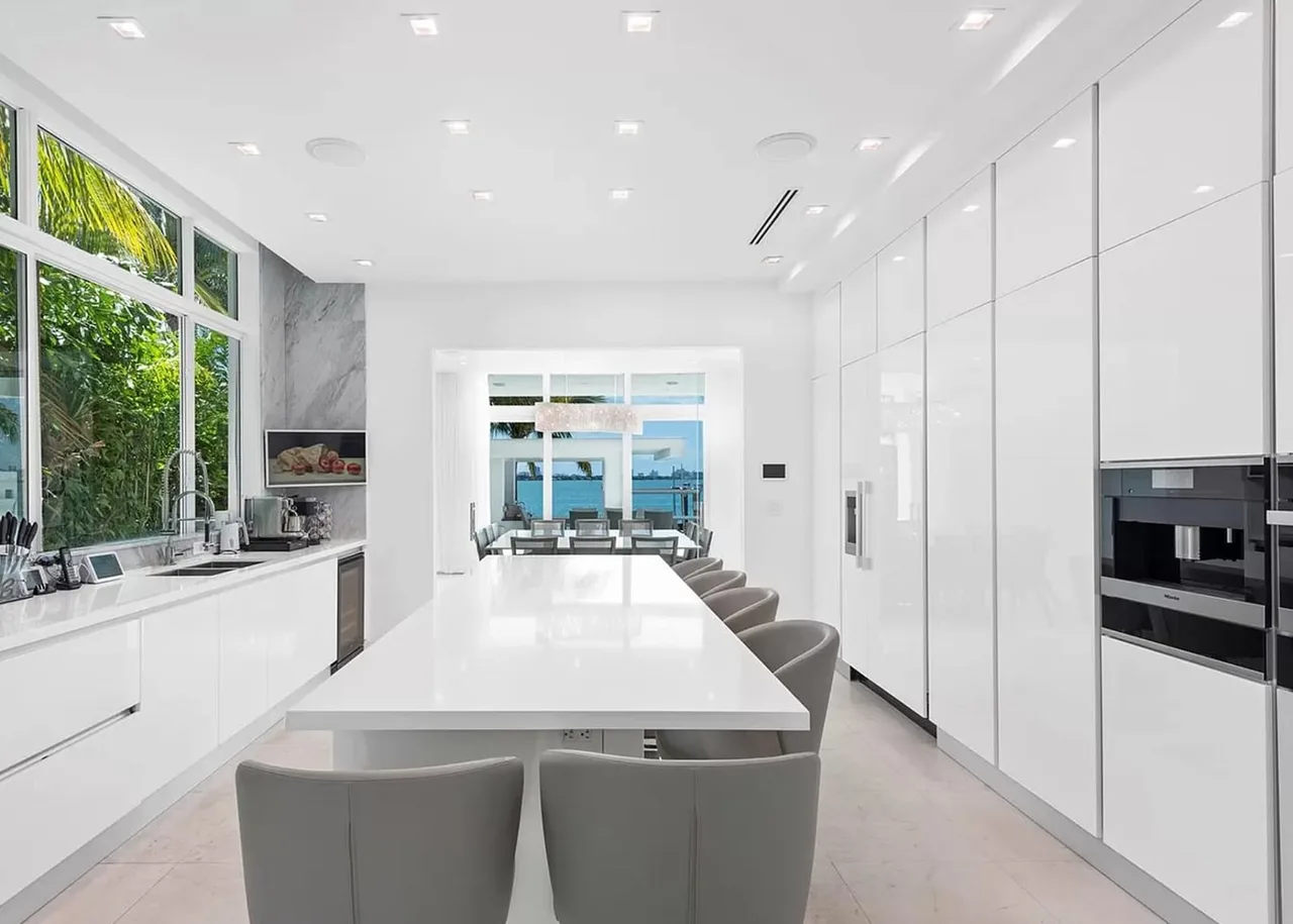 Oceanfront Villa With Breathtaking Views photo 4