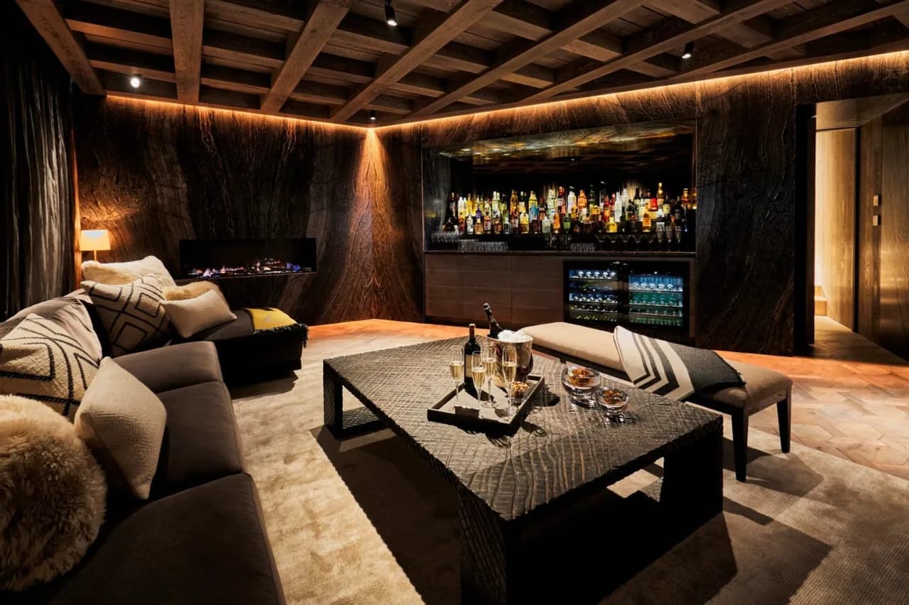 Majestic chalet with unique style photo 4