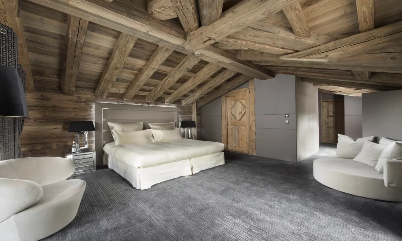 Authentic chalet with luxurious atmosphere photo 3