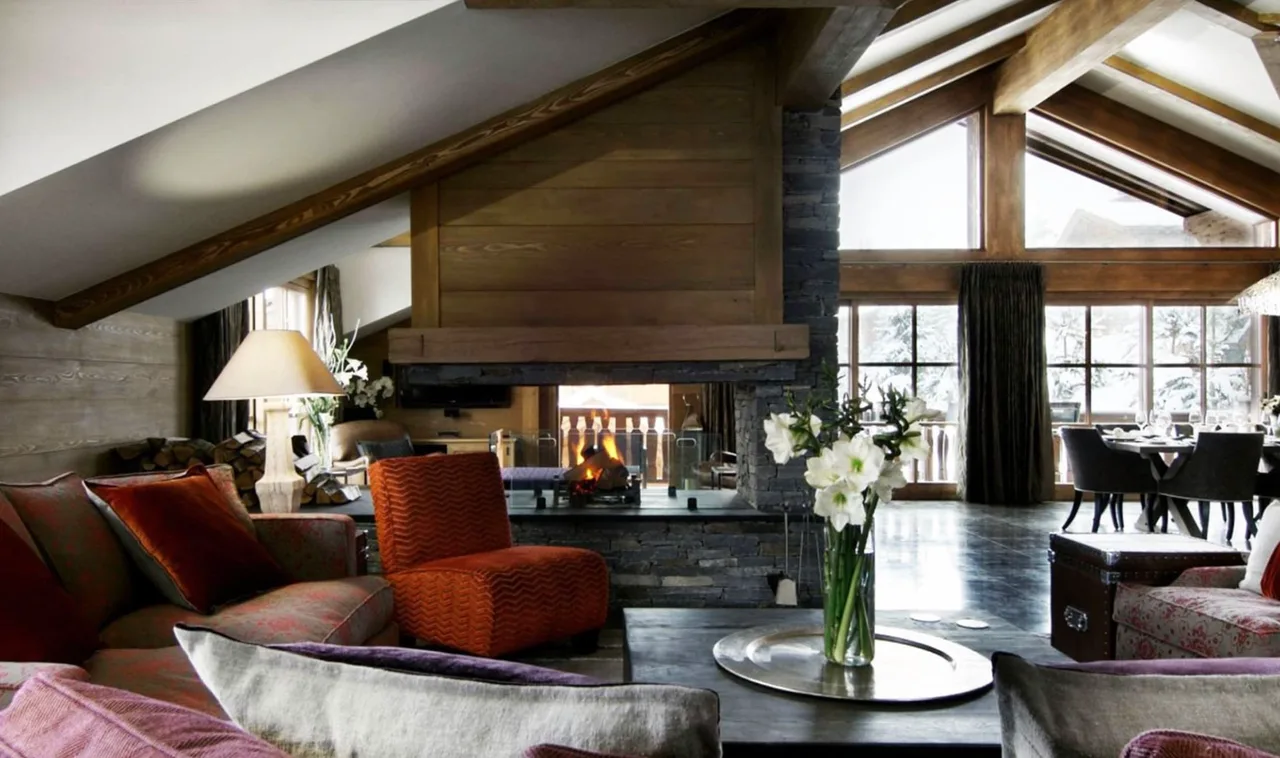 Brilliant chalet designed to the highest standard photo 2