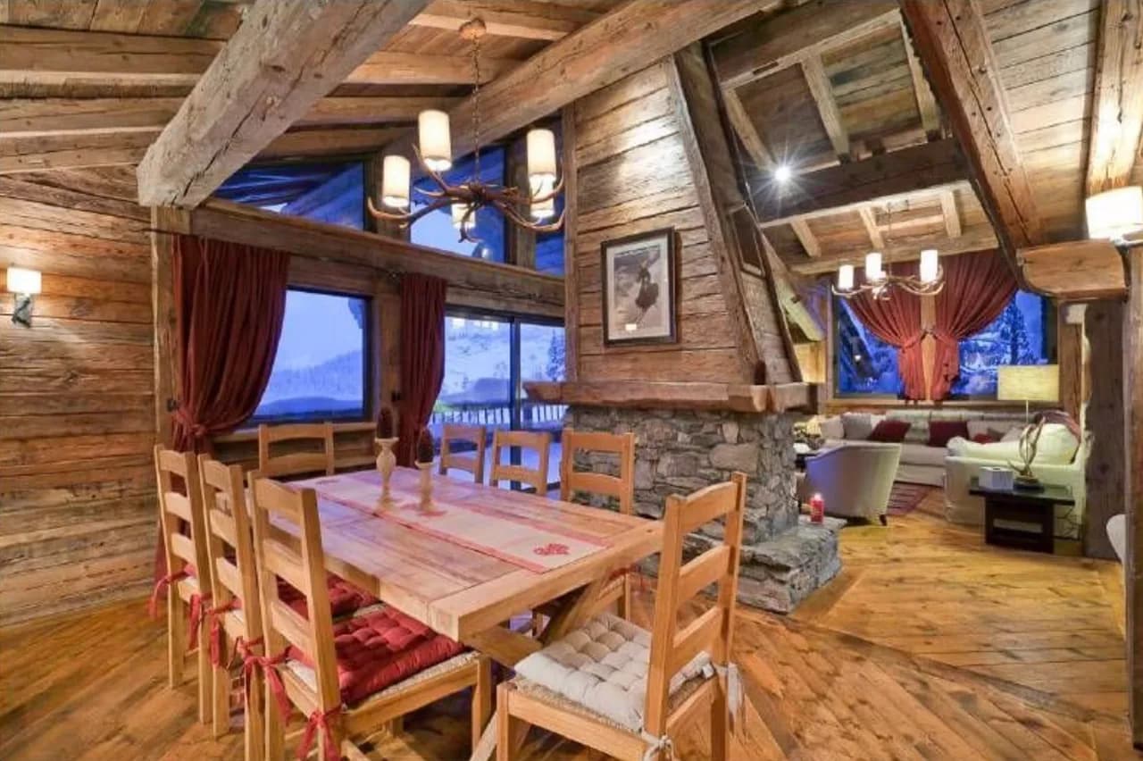 Chalet decorated with the best refinement photo 3