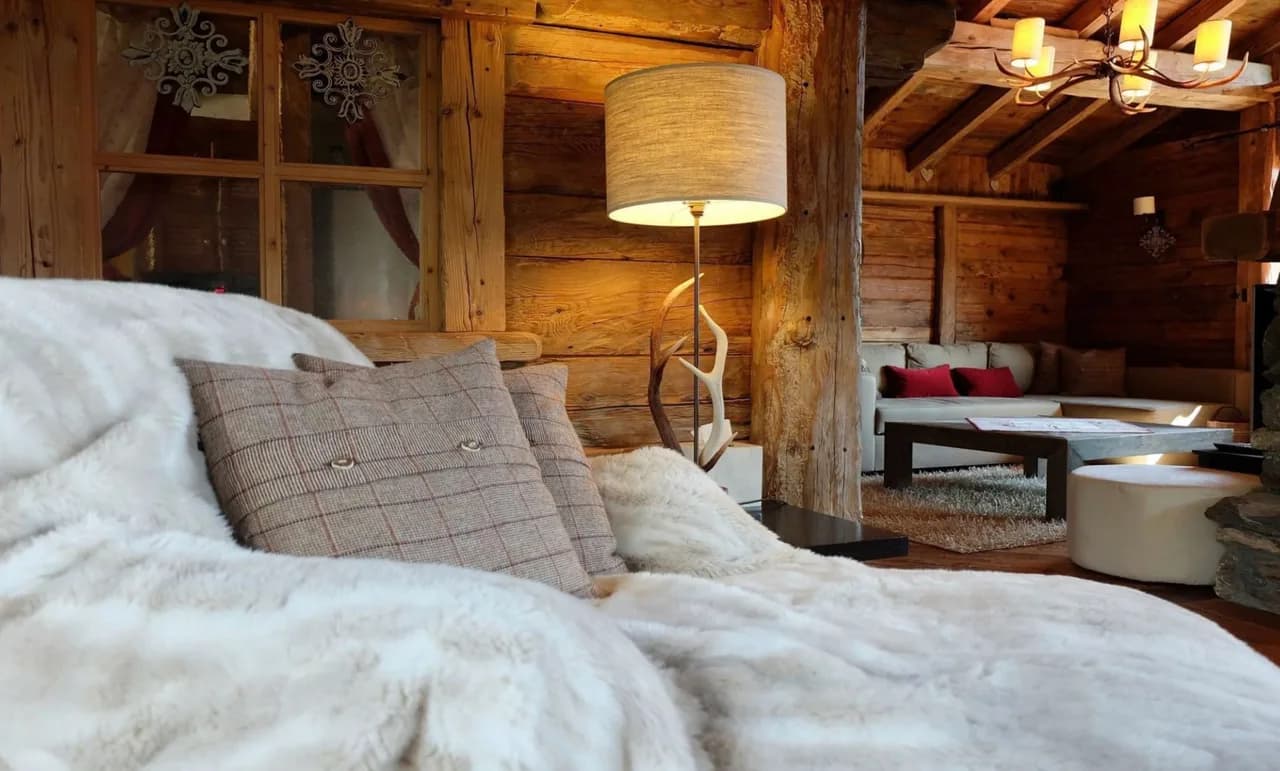 Chalet decorated with the best refinement photo 4