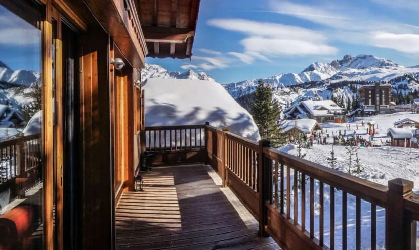Modern chalet with views of the snowy summits