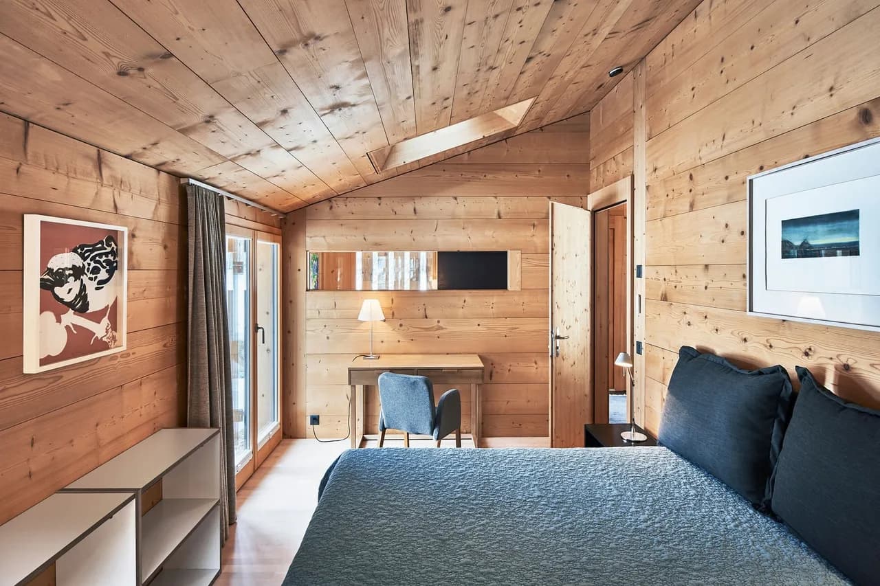 Top-notch Gstaad Chalet with supreme interior photo 3