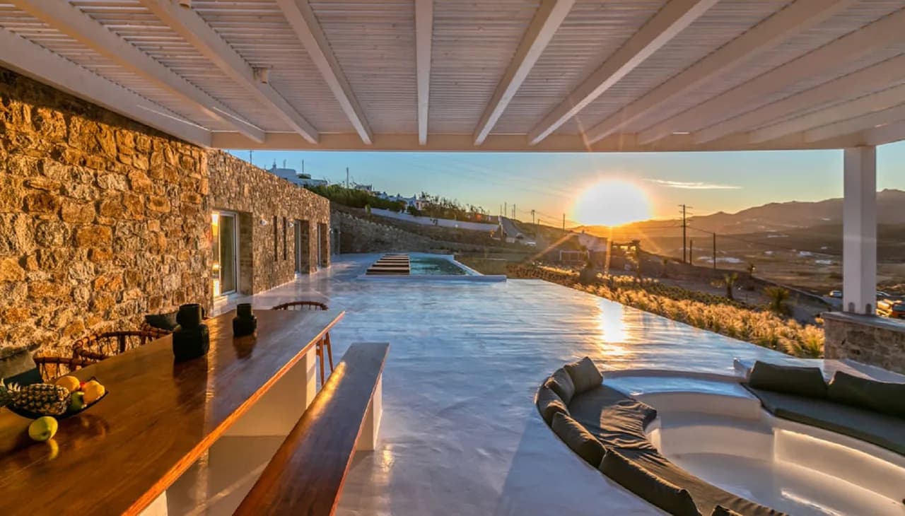 High Aesthetics Villa That Offers Best Relaxation