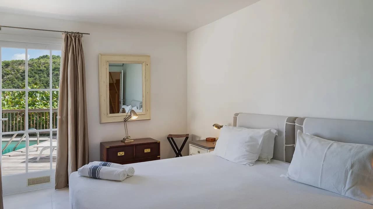 Comfortable Villa With Splendid View photo 3