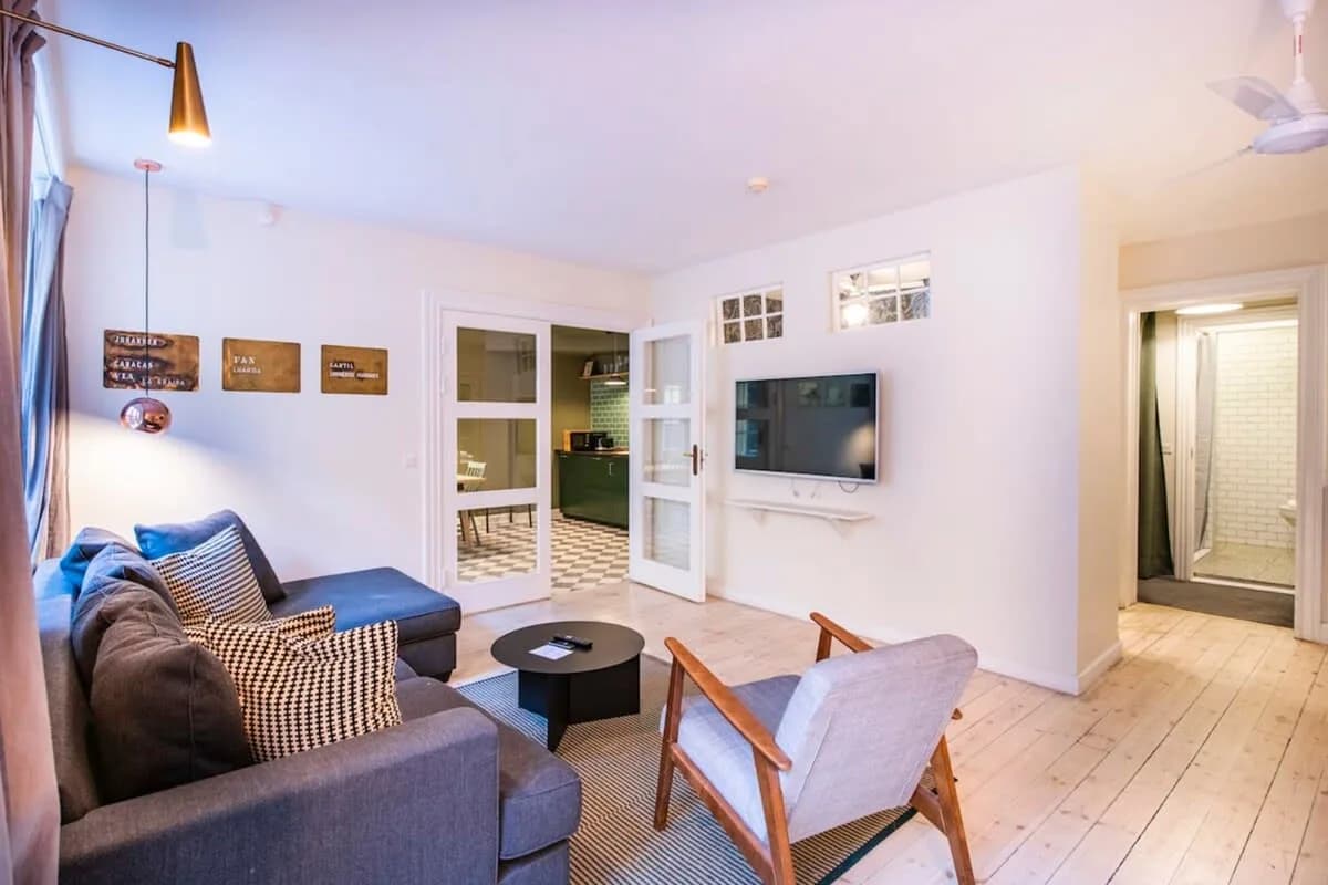 Stylish and Brand New Flat at the Best Location photo 4