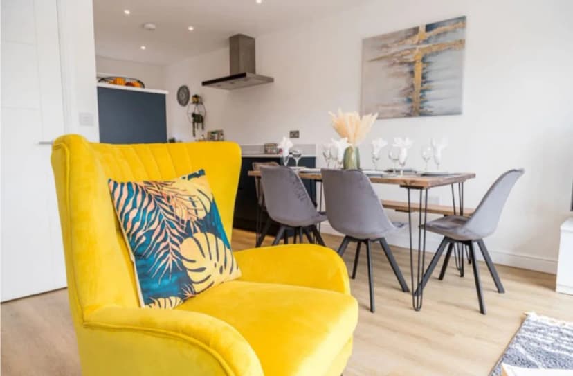 Chic Interior That Offers Ultimate Dream Staycatio