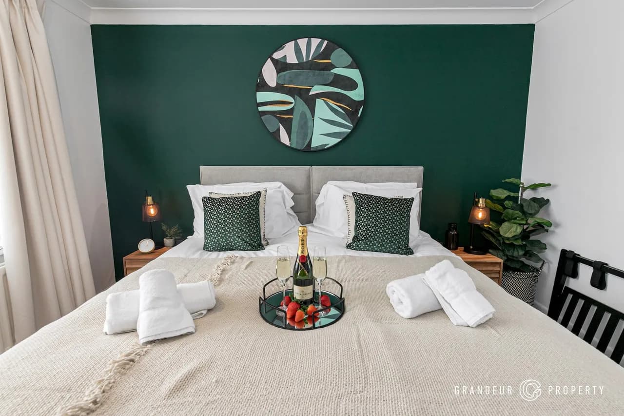 Stunning Four Bedroom Home Designed With Opulence photo 2