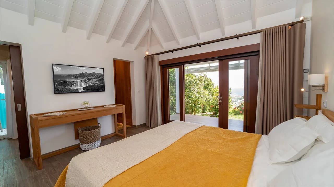 Superb Villa with Impressive View photo 4