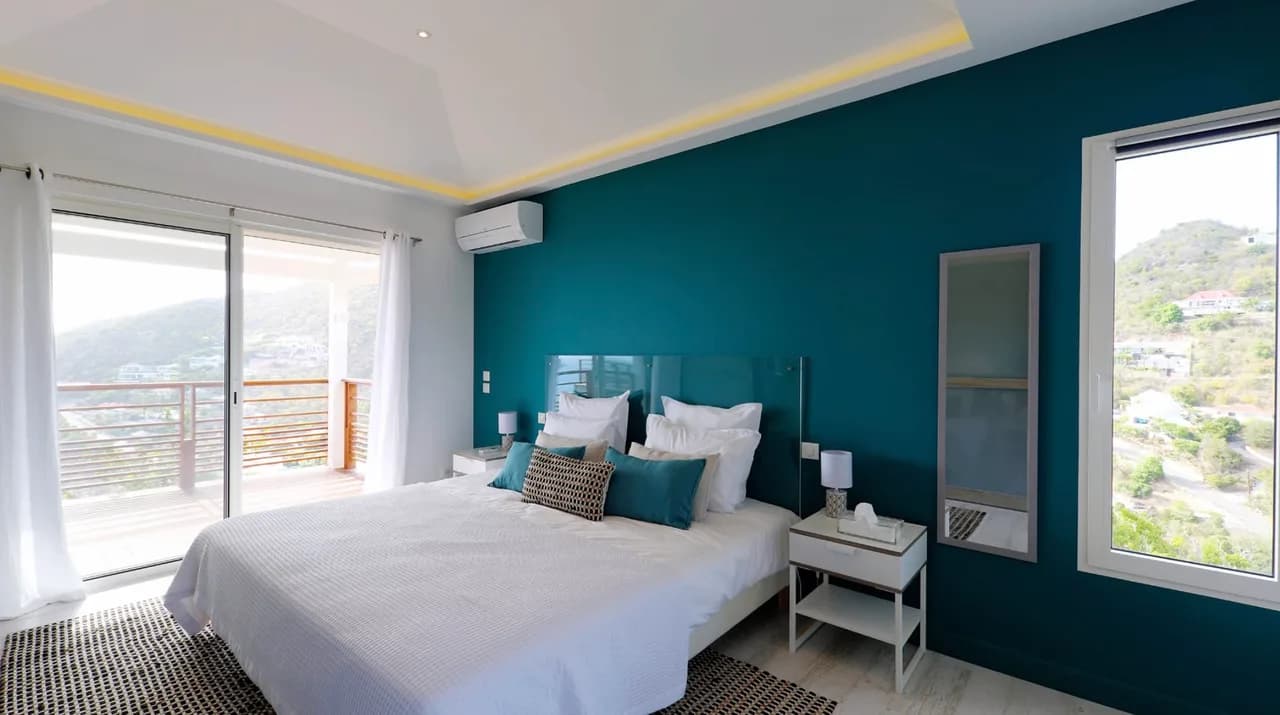 Breathtaking Villa with Unparalleled Sunset View photo 3