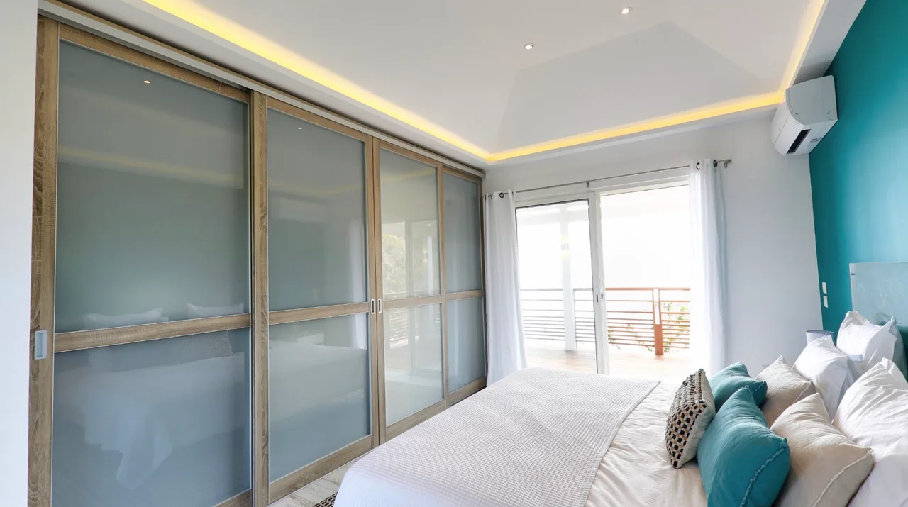 Breathtaking Villa with Unparalleled Sunset View photo 5