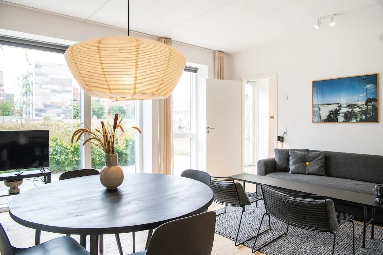 GROUND FLOOR MODERN DANISH APARTMENT photo 5