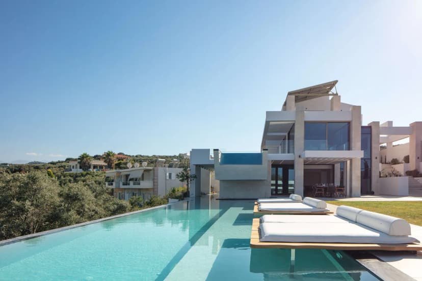 Minimalist Villa located in a Popular Area