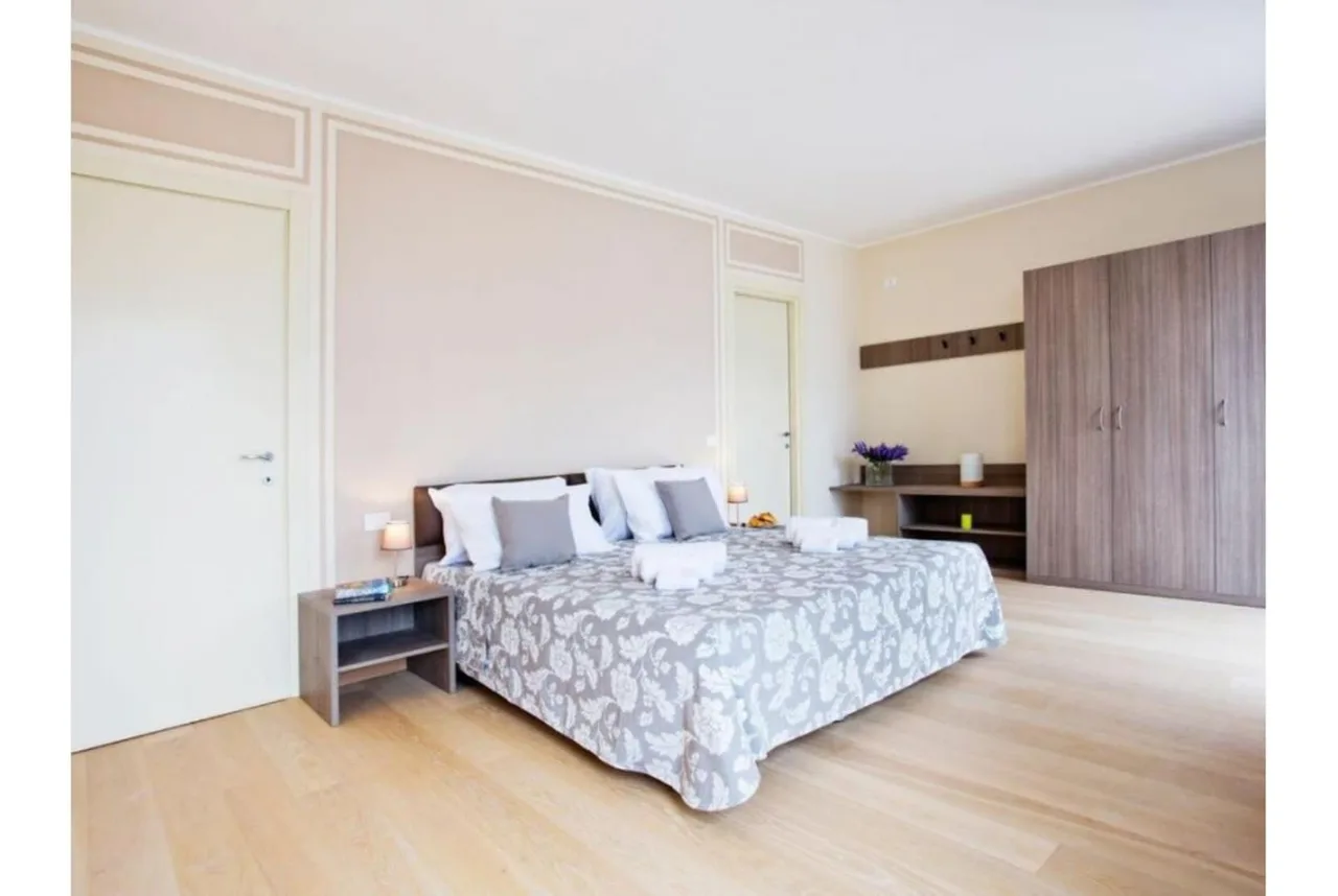 Premium apartment with magnificent views photo 3