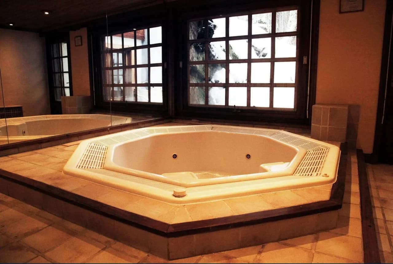 Traditional alpine chalet in Megeve photo 3