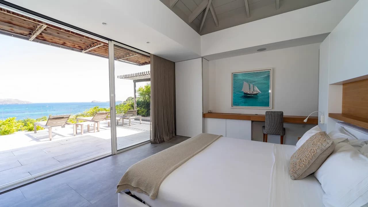 Perfect Villa Close to Amenities and Beach photo 3