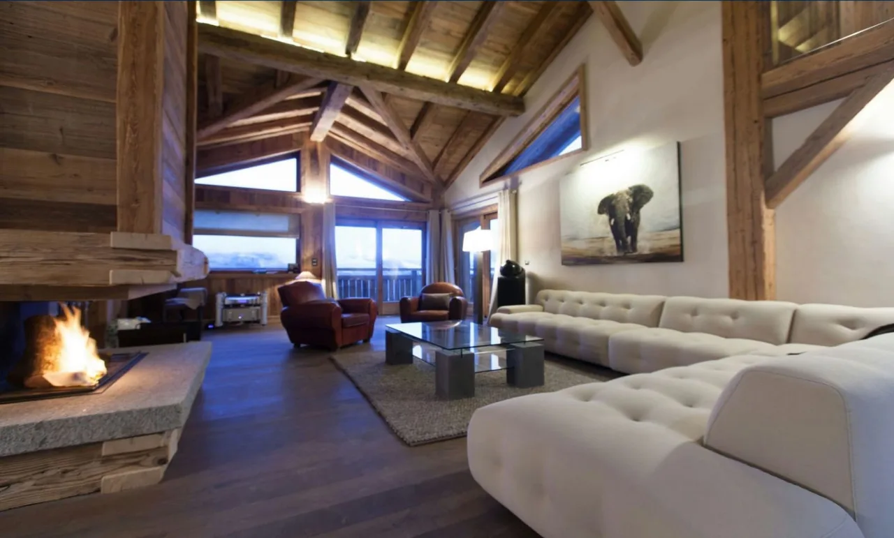 Beautiful chalet located a few steps from the slopes photo 2