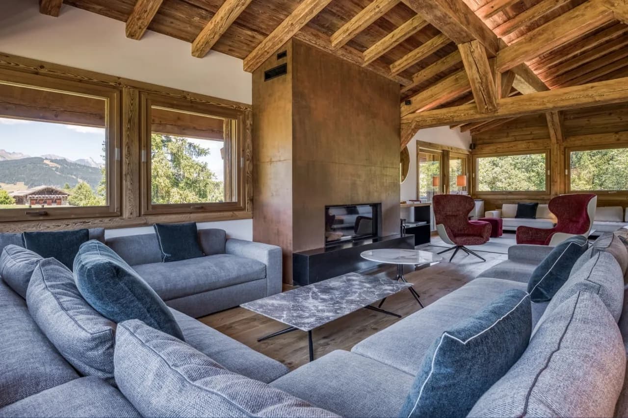 Breathtaking chalet with private indoor pool photo 5