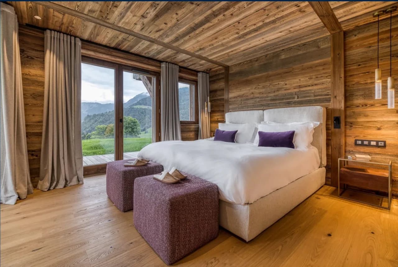 Prestigious Chalet With Private Sauna and Jacuzzi photo 2