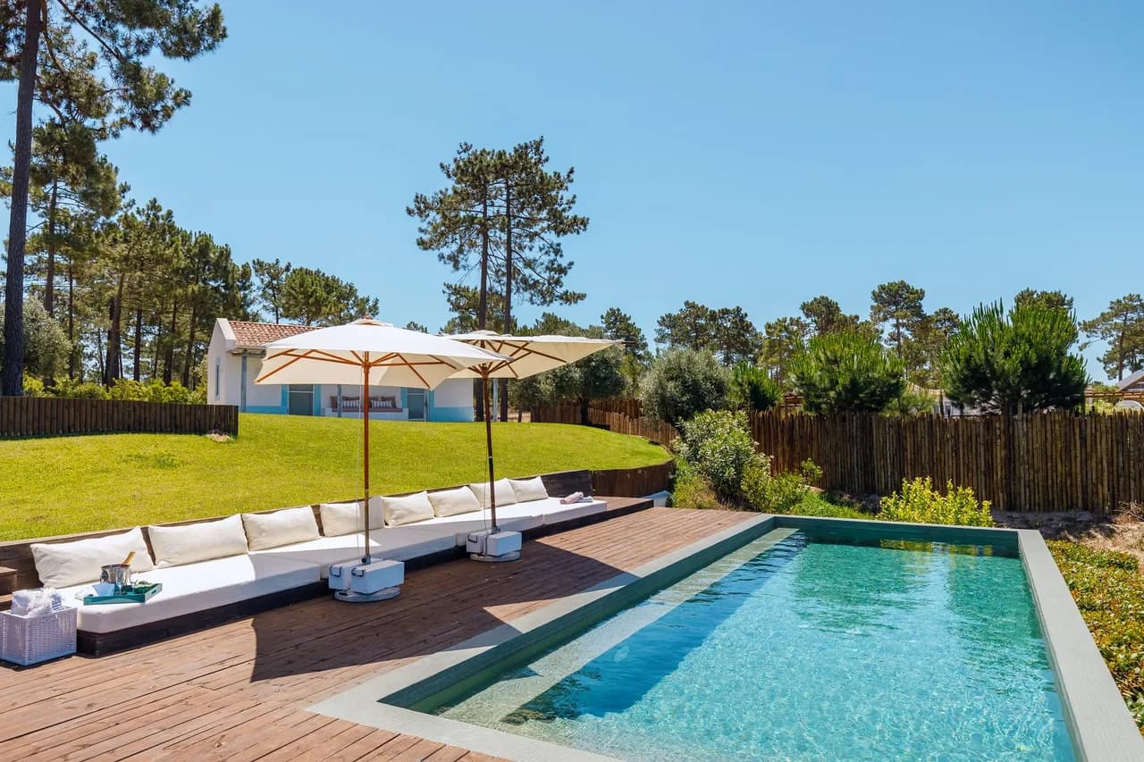 Haven-like Paradise With Luxurious Lounge Area photo 5