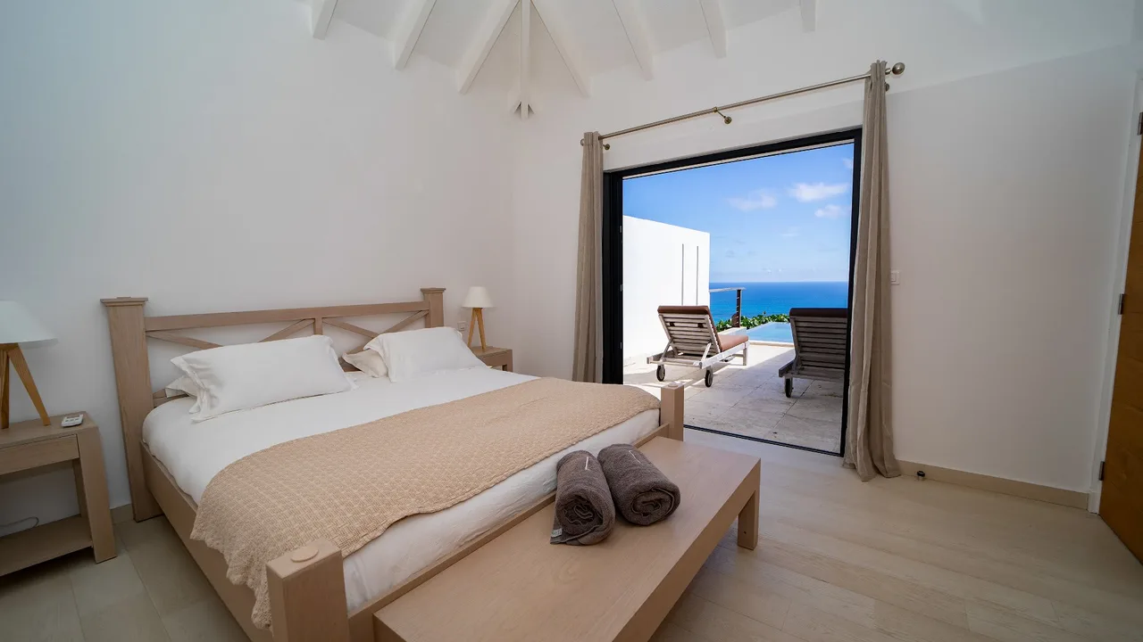Traditional Villa Located in a Quiet Area photo 4
