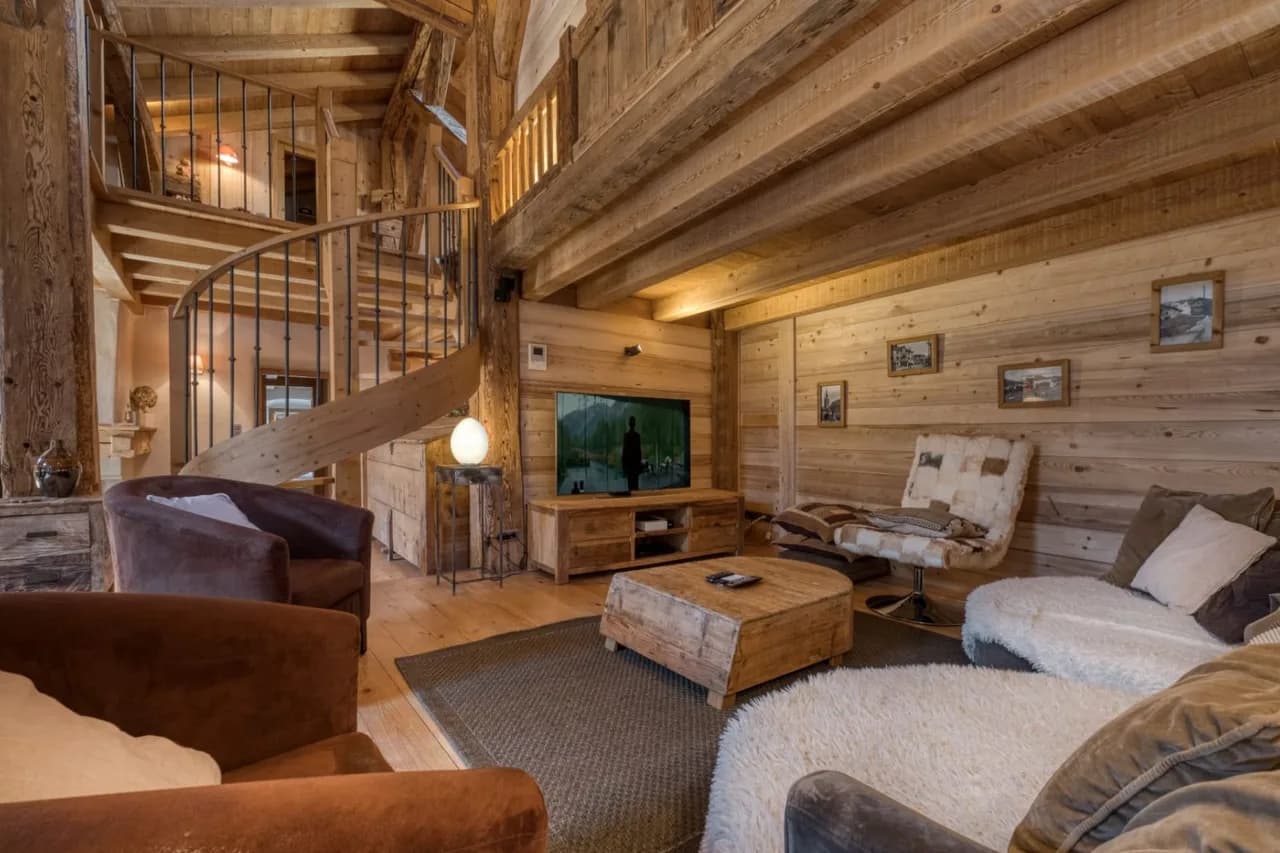 Beautifully designed chlaet in the heart of Megeve photo 5