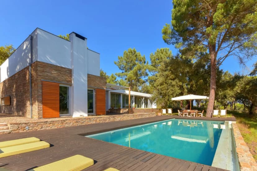 Well-equipped Rich Villa With Wonderful Atmosphere